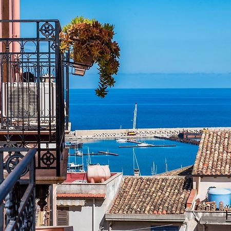 Casa Vacanze Peperoncino Castellammare del Golfo Kültér fotó