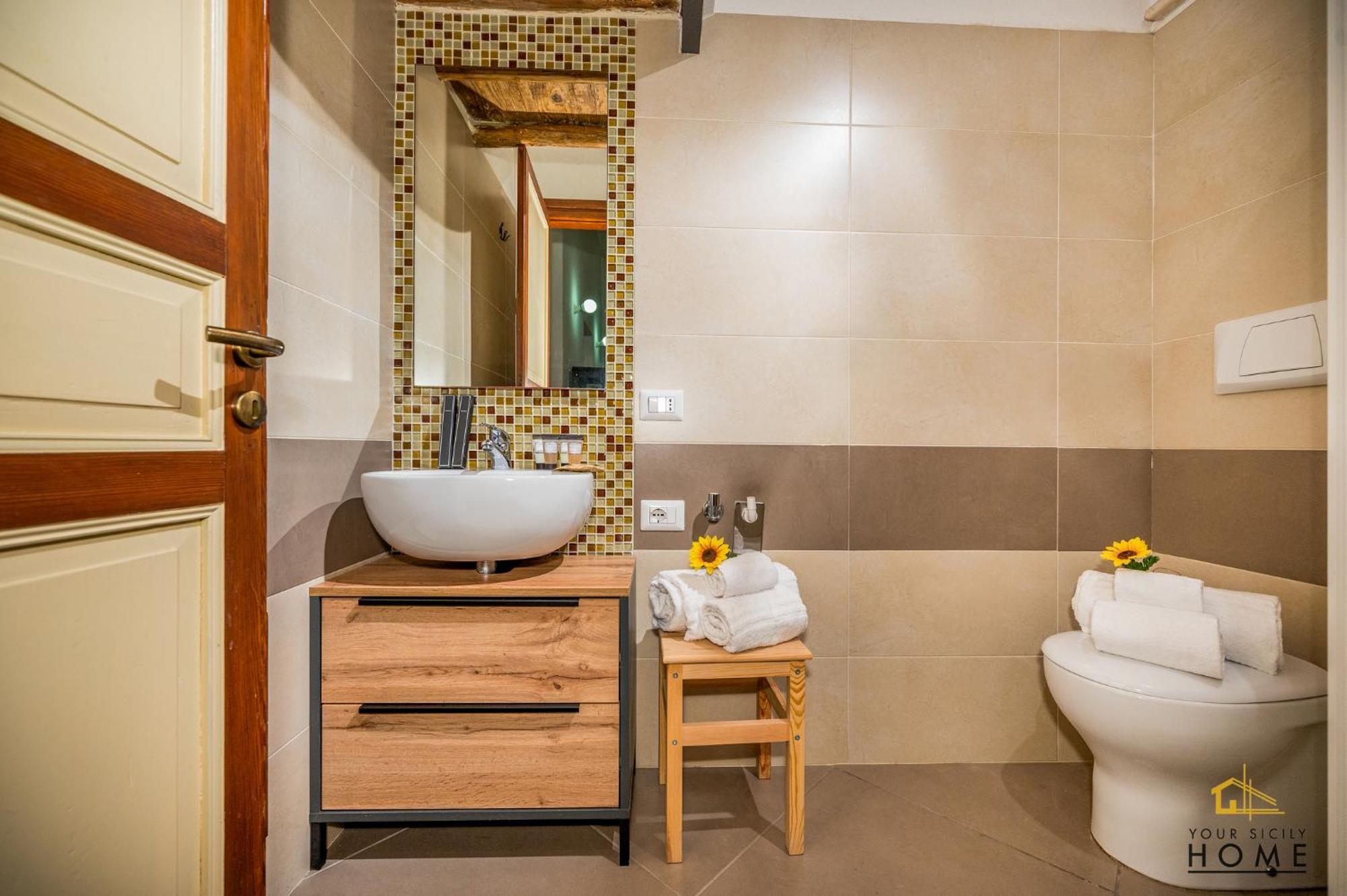 Casa Vacanze Peperoncino Castellammare del Golfo Kültér fotó